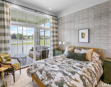 30 Edgewater Hillside - Photo Thumbnail 17