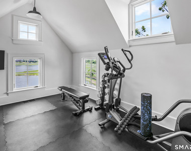 30 Edgewater Hillside - Photo Thumbnail 19