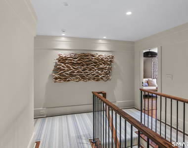 30 Edgewater Hillside - Photo Thumbnail 18