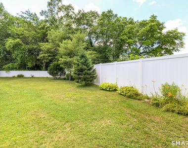 566 Newfield Avenue - Photo Thumbnail 18