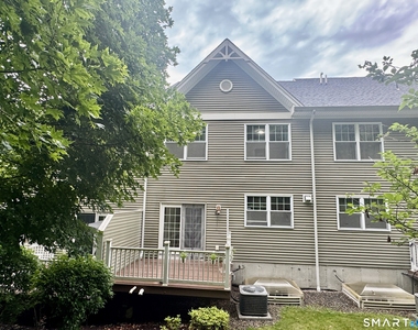 50 Lawrence Avenue - Photo Thumbnail 20