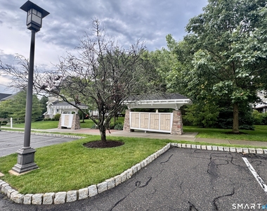 50 Lawrence Avenue - Photo Thumbnail 22