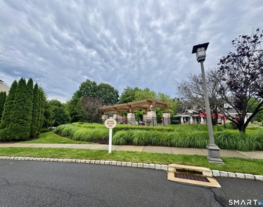 50 Lawrence Avenue - Photo Thumbnail 31