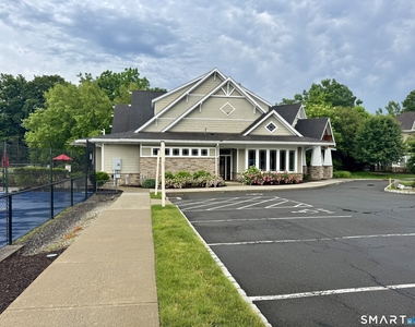 50 Lawrence Avenue - Photo Thumbnail 23