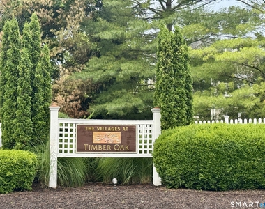 50 Lawrence Avenue - Photo Thumbnail 2