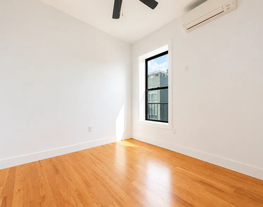 279 Kosciusko St - Photo Thumbnail 3