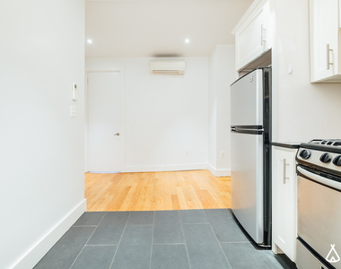 33 Montrose Ave 11206 - Photo Thumbnail 10