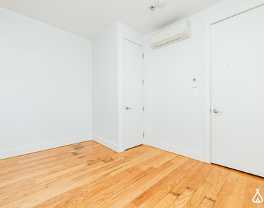 33 Montrose Ave 11206 - Photo Thumbnail 4