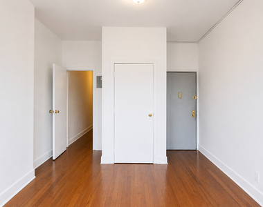 311 Troutman Street - Photo Thumbnail 4