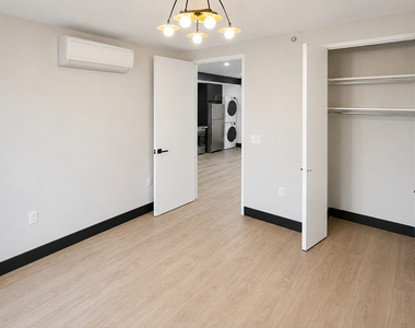 1667 Brooklyn Avenue - Photo Thumbnail 3