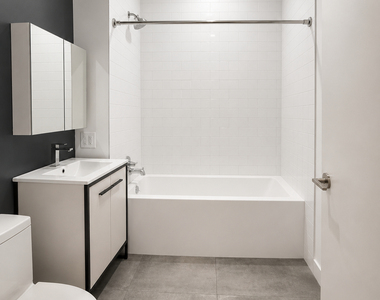 833 Maple Street - Photo Thumbnail 6