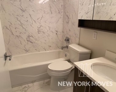 West 53rd Street - Photo Thumbnail 9