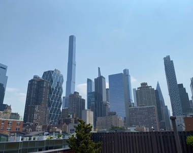 West 53rd Street - Photo Thumbnail 12