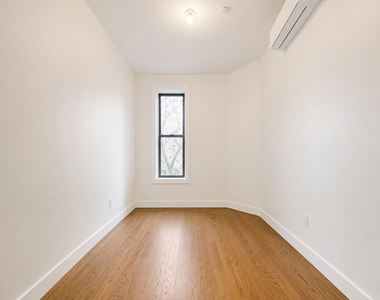 61 Malcolm X Blvd - Photo Thumbnail 5