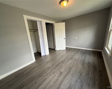 116 Alice Avenue - Photo Thumbnail 15