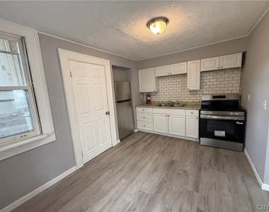116 Alice Avenue - Photo Thumbnail 4