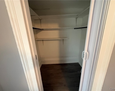 116 Alice Avenue - Photo Thumbnail 11