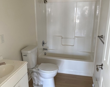 177 Exchange St Unit 204 - Photo Thumbnail 3