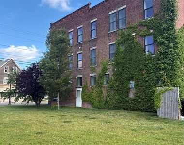 177 Exchange St - Photo Thumbnail 1