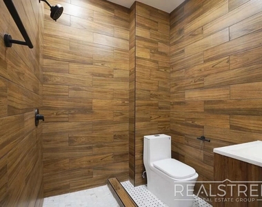 217 South 4th Street - Photo Thumbnail 7