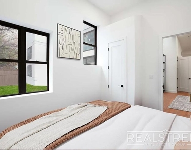 217 South 4th Street - Photo Thumbnail 5