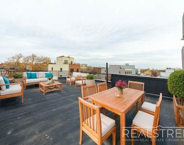 1406 Lincoln Pl - Photo Thumbnail 7