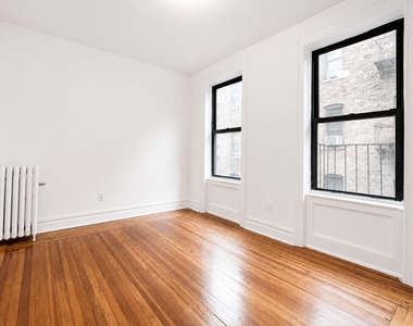 184 Claremont Avenue - Photo Thumbnail 4