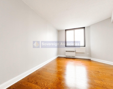 3333 Broadway - Photo Thumbnail 7