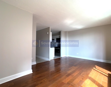 3333 Broadway - Photo Thumbnail 1