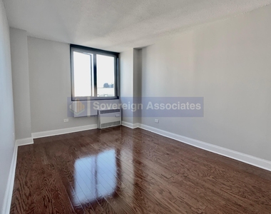 3333 Broadway - Photo Thumbnail 1