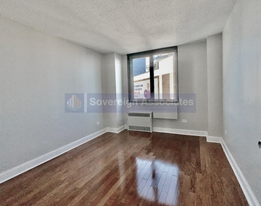 3333 Broadway - Photo Thumbnail 2
