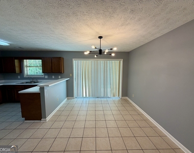 105 Waterford Way - Photo Thumbnail 5