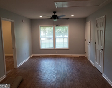 2975 Jones Street - Photo Thumbnail 8