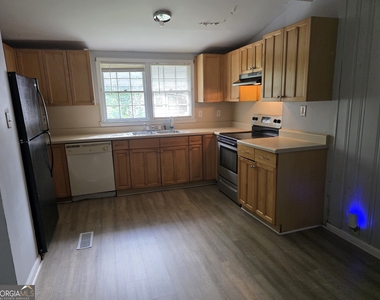 3117 West Street - Photo Thumbnail 1