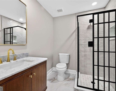 955 Columbia Drive - Photo Thumbnail 13