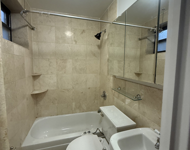 416 East 13th Street - Photo Thumbnail 5