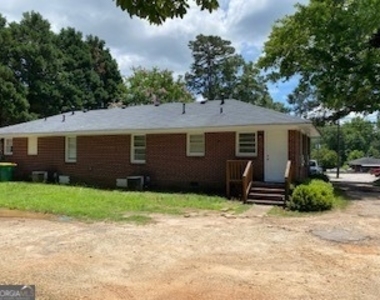 256 E Broad Street - Photo Thumbnail 1