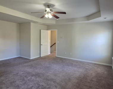 7373 Ledgestone Lane - Photo Thumbnail 3