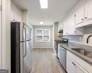 6500 Gaines Ferry Road - Photo Thumbnail 3