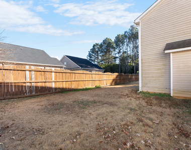 102 Steeple Court - Photo Thumbnail 18