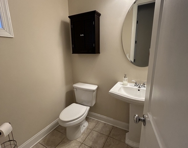 2413 Tenor Lane - Photo Thumbnail 9