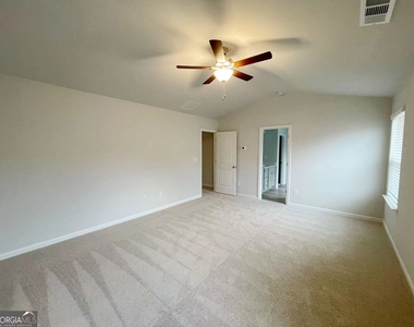 928 Yancey Court - Photo Thumbnail 10