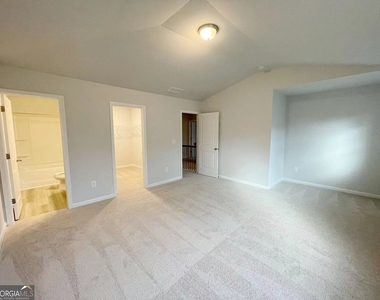928 Yancey Court - Photo Thumbnail 15