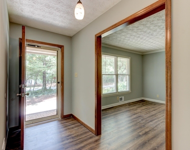130 Aspen Way Way - Photo Thumbnail 8