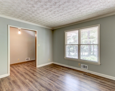 130 Aspen Way Way - Photo Thumbnail 10