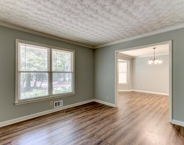 130 Aspen Way Way - Photo Thumbnail 9