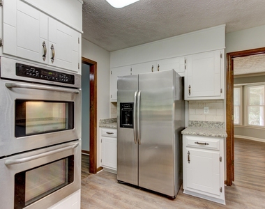 130 Aspen Way Way - Photo Thumbnail 5