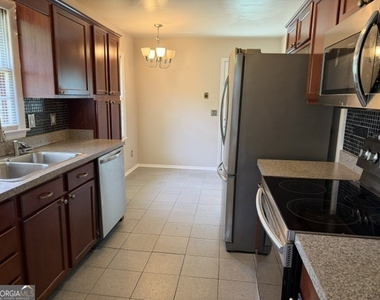 2511 Monitor Court - Photo Thumbnail 4