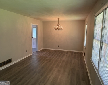 2511 Monitor Court - Photo Thumbnail 7