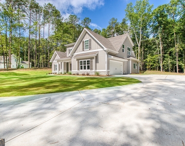 347 Crestwood Rd - Photo Thumbnail 1